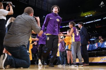 Debut Lonzo Ball tak semanis Summer League, Lakers kalah 92-108 dari Clippers