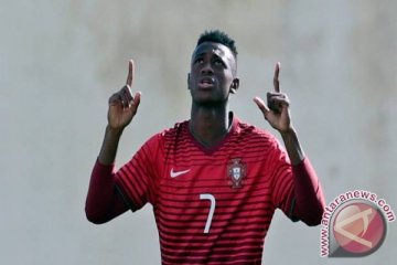 MU incar bintang muda Benfica, Umaro Embalo