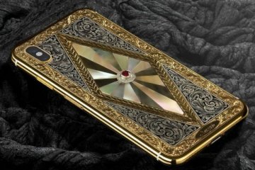 iPhone X bertabur berlian dan berlapis emas ini dijual puluhan juta