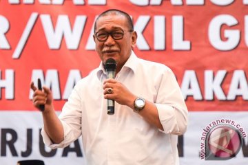 Deddy Mizwar tidak merasa ditinggalkan PKS