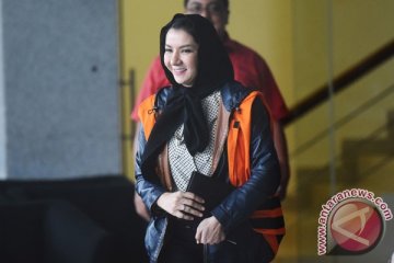 KPK perpanjang penahanan Rita Widyasari