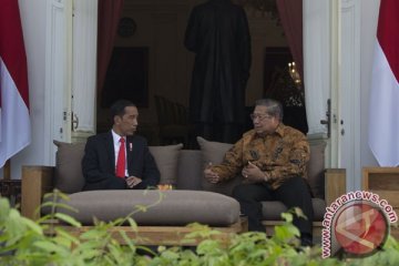 Presiden Jokowi bertemu SBY di Istana