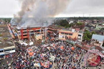 Tiga korban kebakaran Pasar Atas Bukittinggi dirujuk ke RSUD