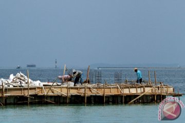 Perbaikan Dermaga Pulau Pramuka