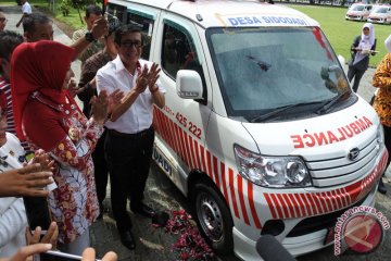 Peluncuran Ambulans Desa