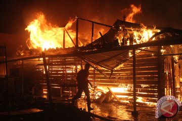 Kebakaran besar di pusat kota Bogor, sejumlah rumah dilalap api