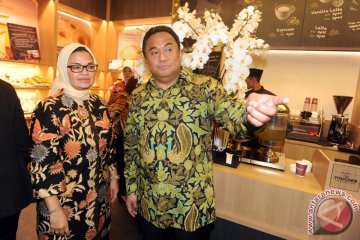 Toko Pertama Chateraise Di Indonesia