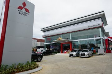 Mitsubishi tambah diler kendaraan penumpang di Lampung