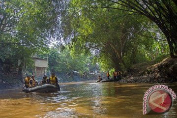 Pemuda nekad terjun ke Sungai Ciliwung ditemukan tewas