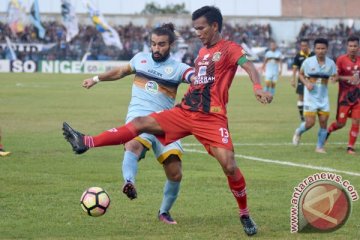 Persela ditahan imbang Persiba 2-2