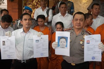 Wakil Ketua DPRD Bali ditangkap di kandang sapi