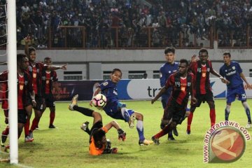 Stadion Wibawa Mukti Kabupaten Bekasi rusak akibat ulah suporter