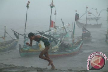 Prancis naikkan peringatan bahaya Siklon Belal di Pulau Reunion