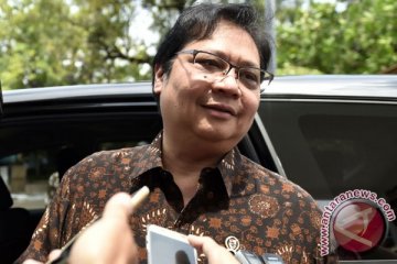 Airlangga Hartarto disebut-sebut bos berikutnya Golkar, ini komentar Luhut