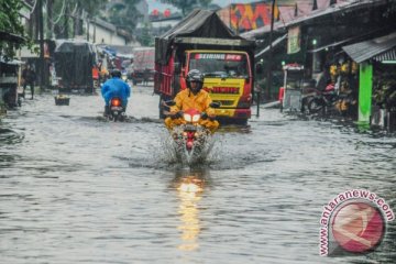 Hujan sejak siang, Kota Bandung banjir
