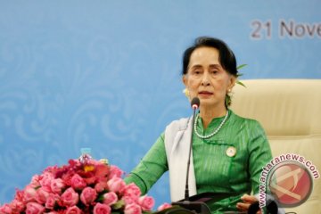 Dikritik sana sini karena Rohingya, Suu Kyi berpaling ke China