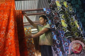 Yogyakarta intensifkan penggunaan pewarna alam untuk batik