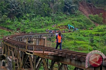 Perjalanan kereta via Jalur Selatan kembali normal