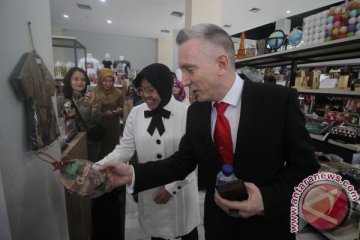 Wali Kota Liverpool kunjungi Gedung Siola Surabaya