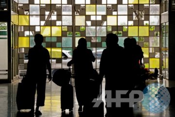 Warga Malaysia tertahan di Bandara Lombok