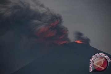 Banyuwangi belum terdampak abu vulkanis Gunung Agung