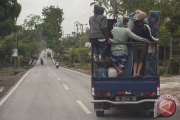 Mengungsi Secara Mandiri