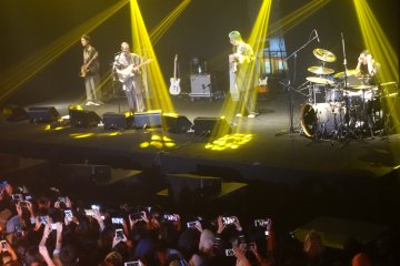 Konser intim Hyukoh di Jakarta