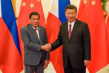 Duterte:  Xi tawarkan perjanjian gas jika kasus arbitrase  diabaikan