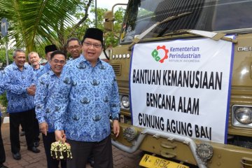 Kemenperin salurkan bantuan untuk pengungsi Gunung Agung