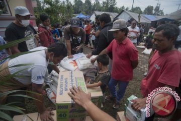 Logistik pengungsi Gunung Agung di Klungkung aman
