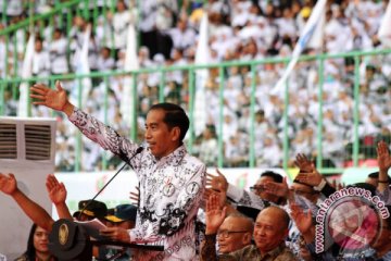 Presiden Jokowi hadiri puncak peringatan Hari Guru Nasional