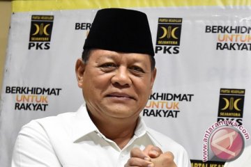 Sudrajat ucapkan selamat kepada Ridwan Kamil-Uu