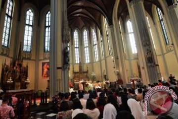 Misa Natal Gereja Katedral Jakarta