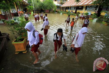 jalan nasional masih terendam banjir di Aceh Utara
