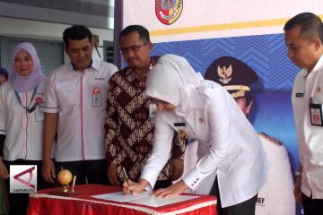 Pedagang Jember Kini Miliki Kartu E-Retribusi