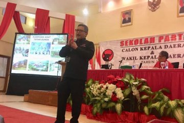 Hasto gelorakan cinta negeri kepada kepala daerah