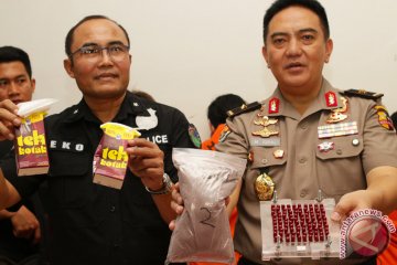 Pengungkapan Pembuatan Narkoba Di Apartemen