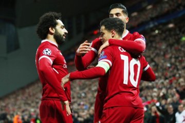 Liverpool bangkit dari ketertinggalan, gilas Leicester 2-1