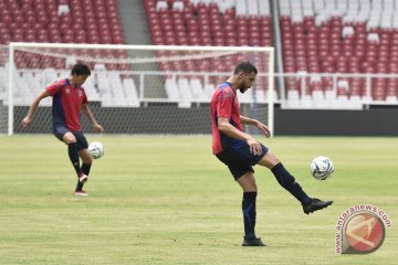 Uji Coba Lapangan FC Tokyo