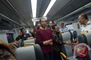 Pemerintah evaluasi tarif KA bandara