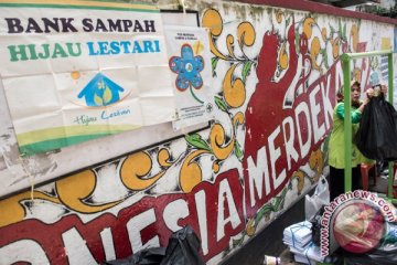 Siswa SD dilatih olah sampah