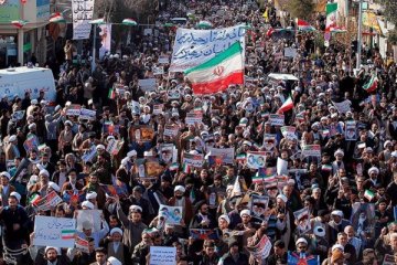 Iran selenggarakan pawai pro-pemerintah setelah unjuk rasa hari keenam