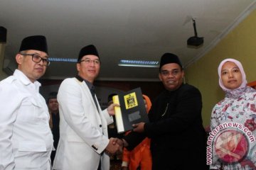 Butuh sepekan lipat 1.472.159 surat suara pilkada di Bekasi