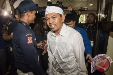 Dedi Mulyadi dicegat Semar di Karawang