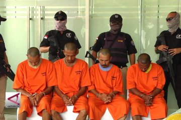 Petugas Bea Cukai dan BNN Sita 40kg Sabu Asal Malaysia