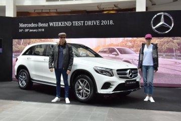 Mercedes-Benz hadirkan E 200 dan GLC 200 rakitan lokal