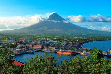 Ribuan orang menyelamatkan diri dari Letusan Gunung Mayon Filipina