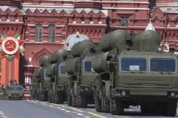 Qatar ingin beli sistem rudal Rusia, S-400