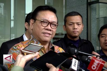 Agung Laksono Tolak Jadi Saksi Meringankan  Fredrich Yunadi