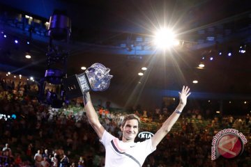 Federer menjadi petenis tertua yang menduduki peringkat puncak ATP